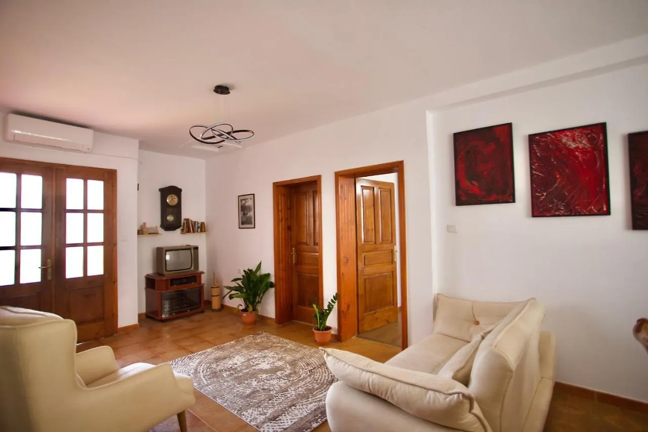 E&E Home Sweet Home Tirana 0*,  Albania