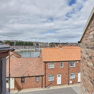  Apartment Host & - The Birds Nest United Kingdom